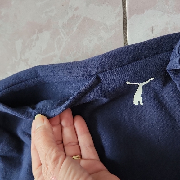 PUMA Boys XL Heavy weight Track pant Navy LIKE NEW! - Picture 5 of 6